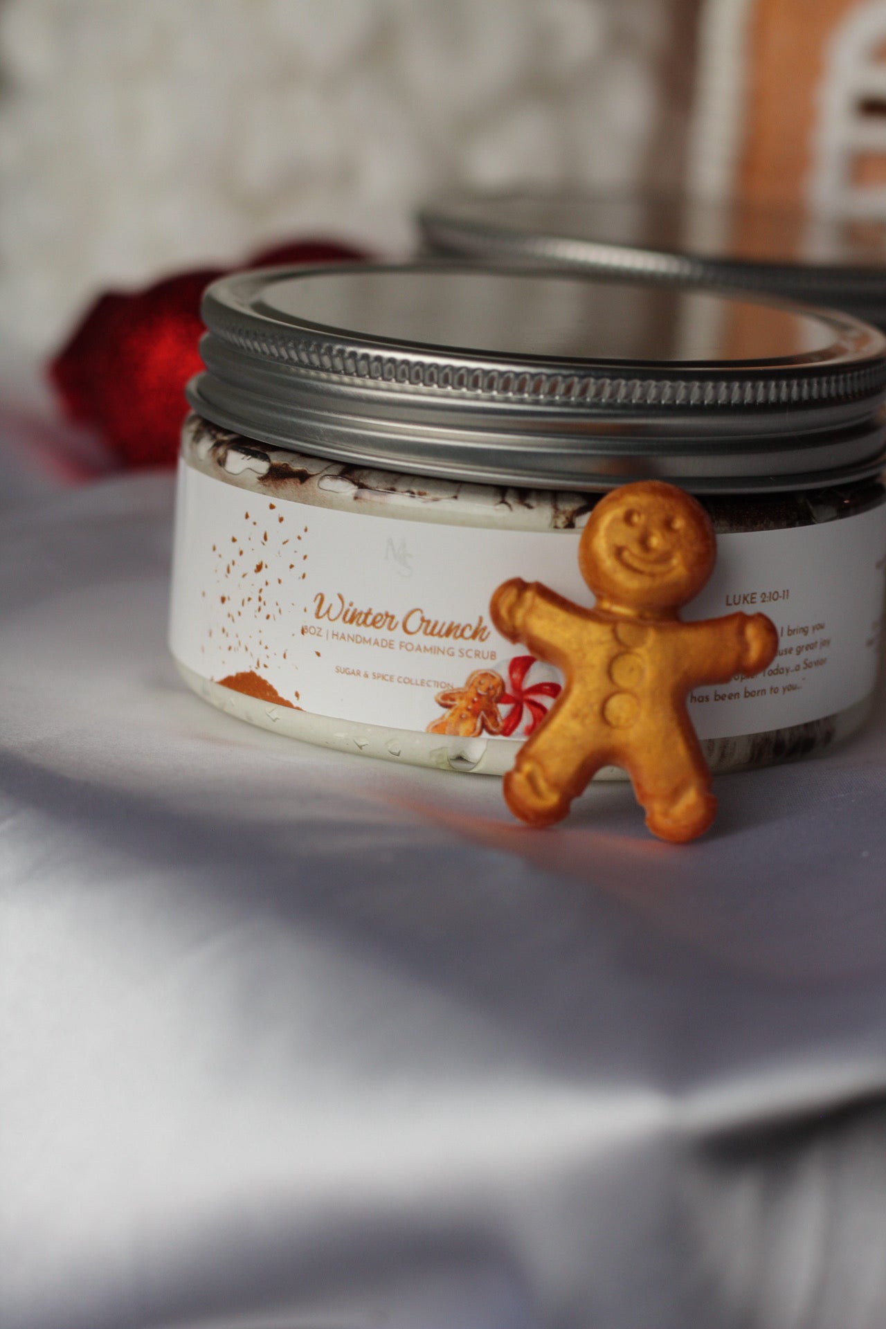 Winter Crunch Foaming Body Scrub